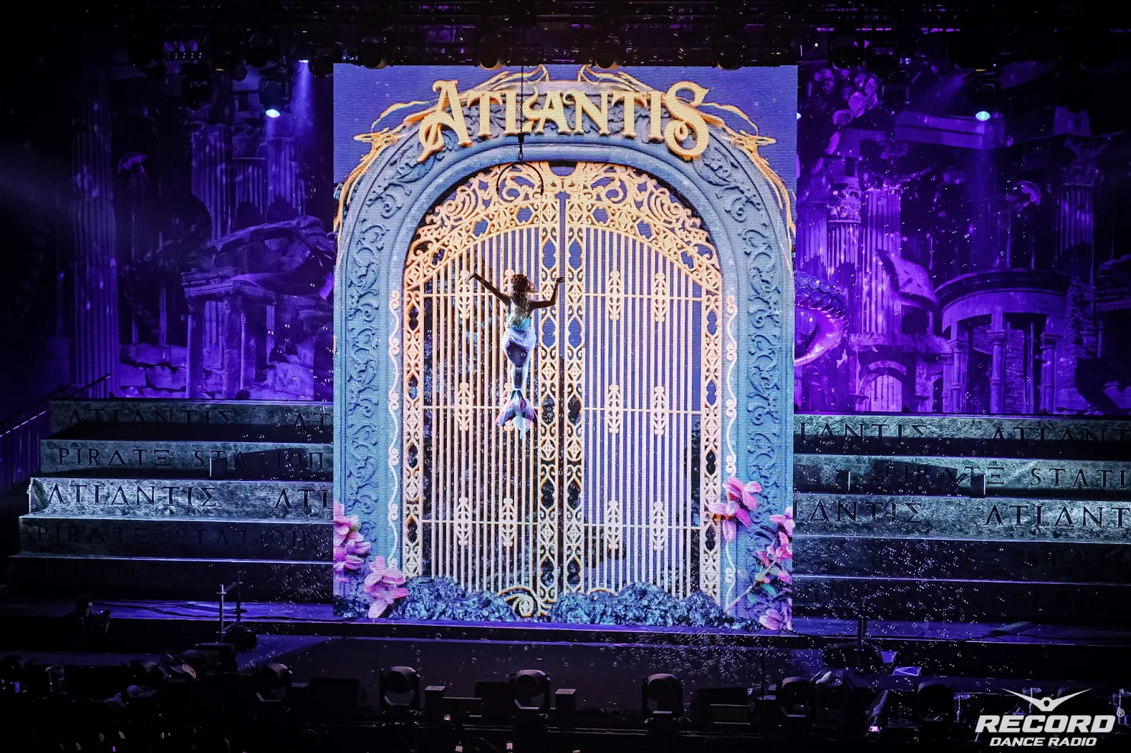 Шоу Atlantis от «Пиратской Станции» в Санкт-Петербурге | Источник: группа «Пиратской Станции» во «ВКонтакте»