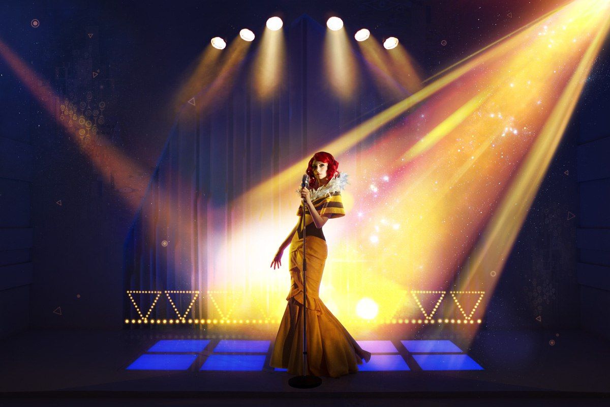 Косплей на Red из Transistor. Косплеер: Анастасия Мирамарта. Фотограф: Аннет Воронная. Источник: vk.com/annet_voronaya