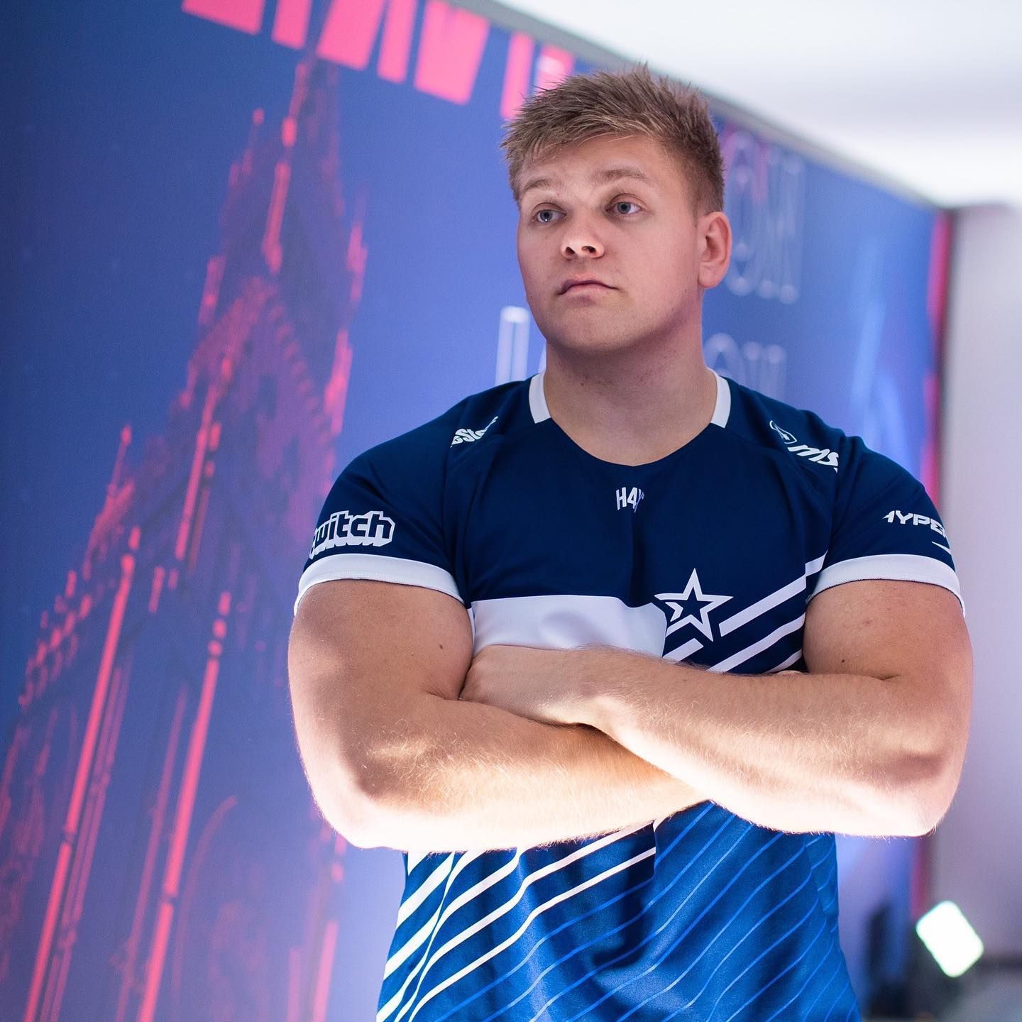 У машины все еще впереди!