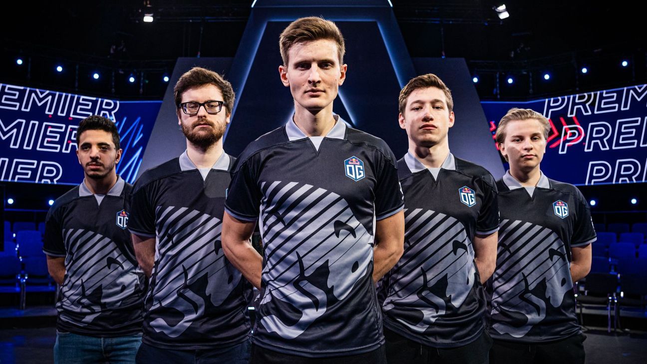 Дед тряхнул стариной с молодыми