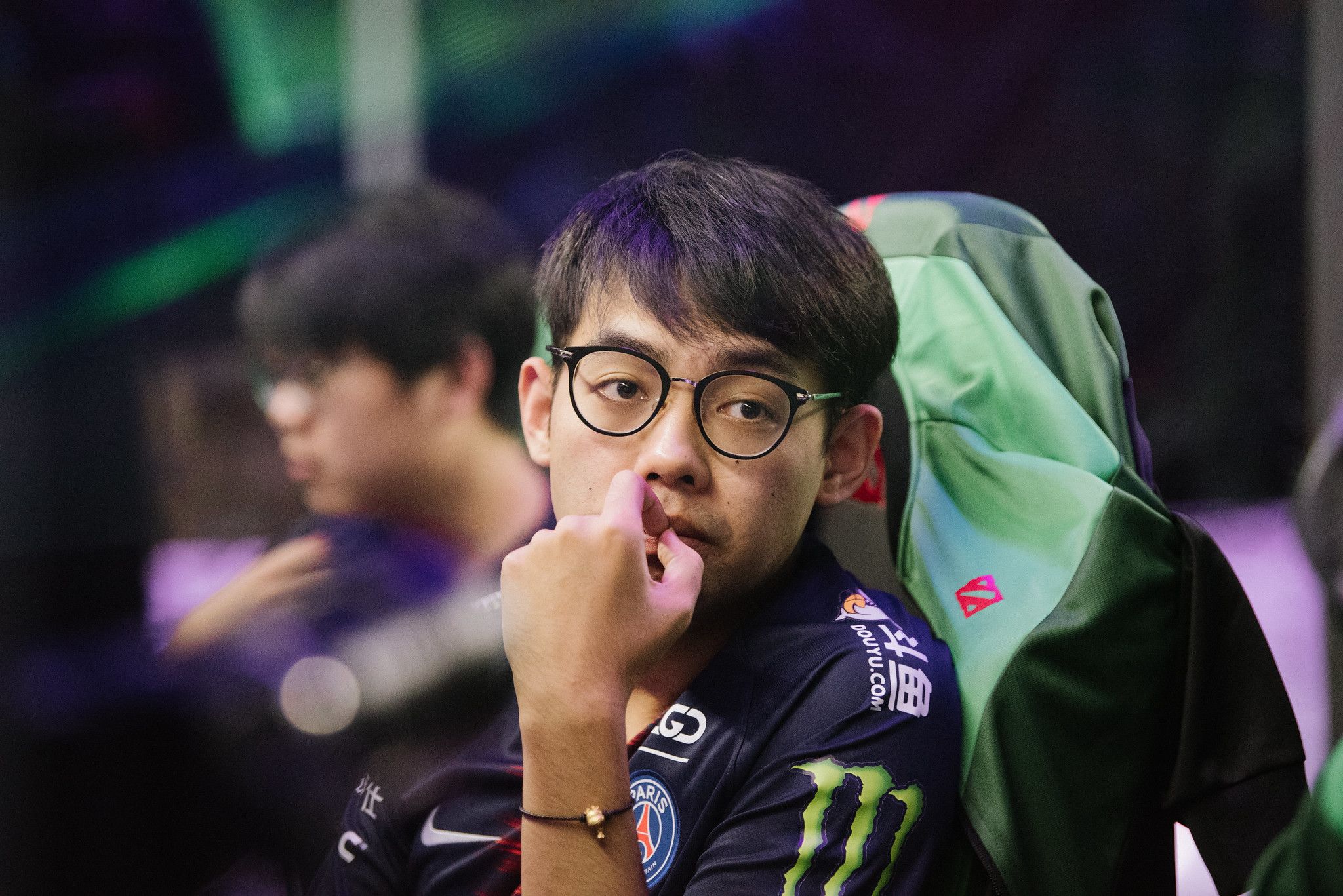 Maybe из Elephant в составе PSG.LGD на TI8. Фото: Valve