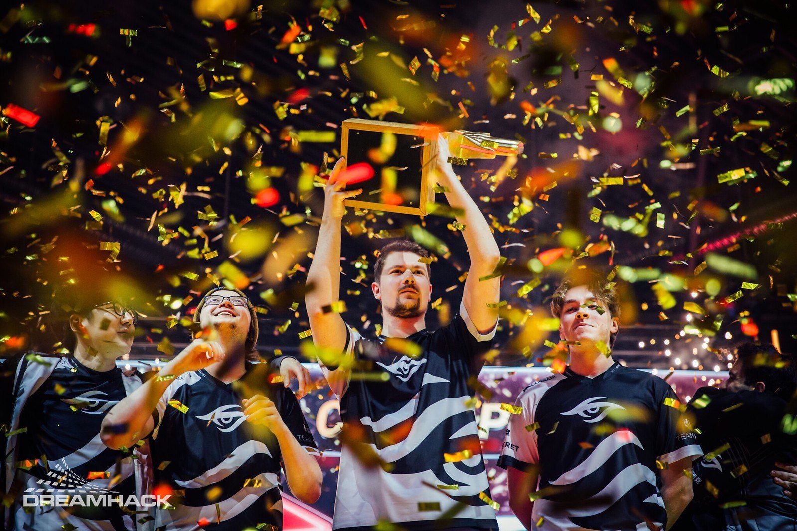Puppey не заметил потери MidOne — подводим итоги DreamLeague Leipzig Major