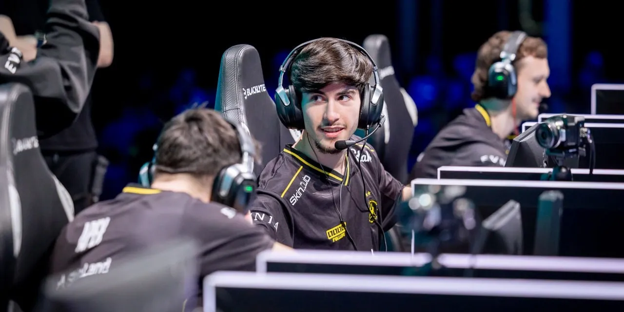 Team Vitality вышла в полуфинал PGL Cluj-Napoca 2026, победив Aurora Gaming