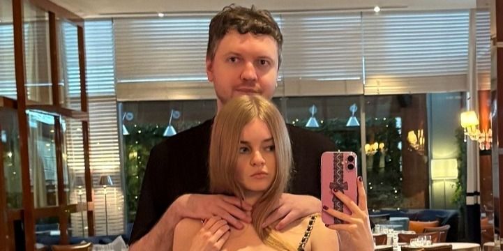 «Я и Минипутик» — Папич выложил новое фото с девушкой из Дубая