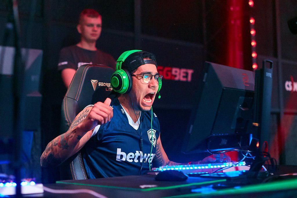 Источник: flickr.com/photos/starladder