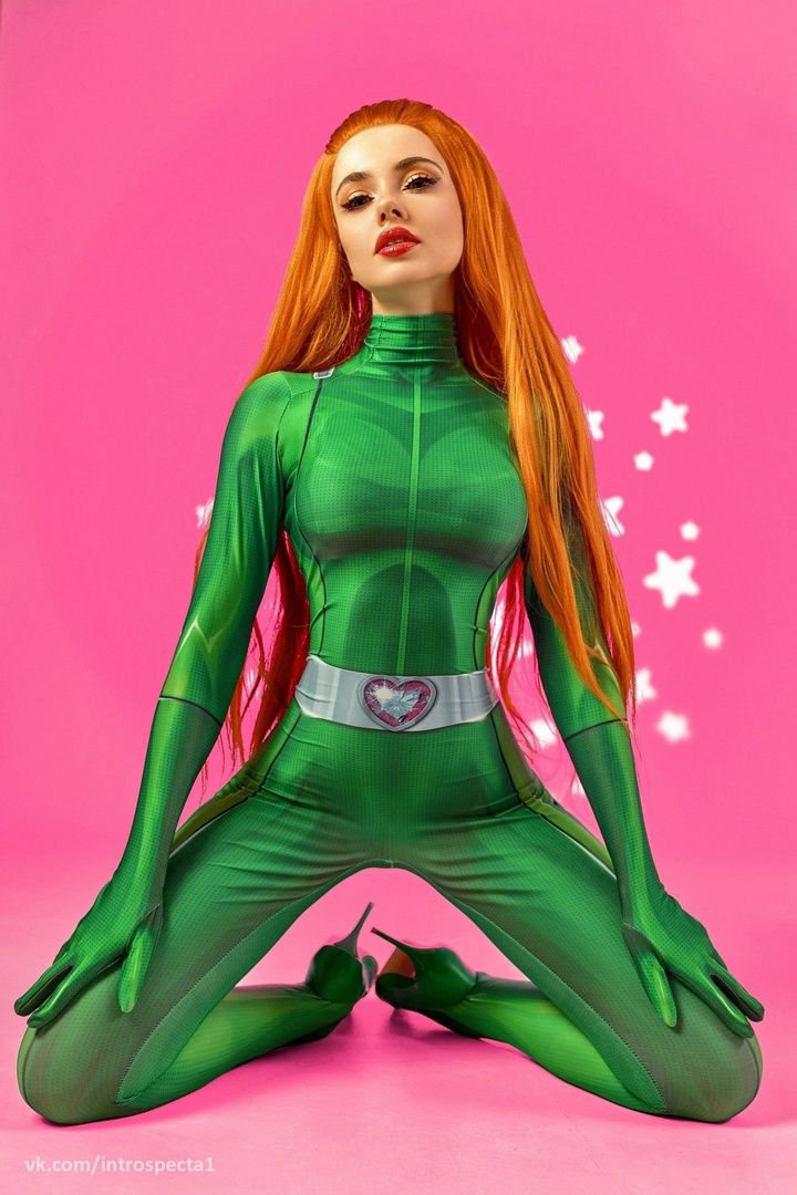 Косплей на Сэм из Totally Spies!. Косплеер: Introspecta.
Фотограф: Вячеслав Цуркан.