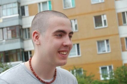 7 августа 1988 - 29 сентября 2009. Надеемся, что тебе там спокойнее, ночной эльф.