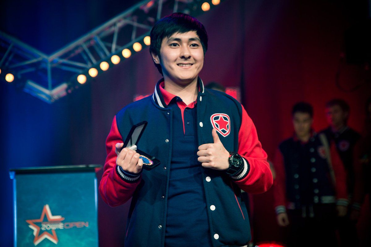 HObbit. Источник: DreamHack
