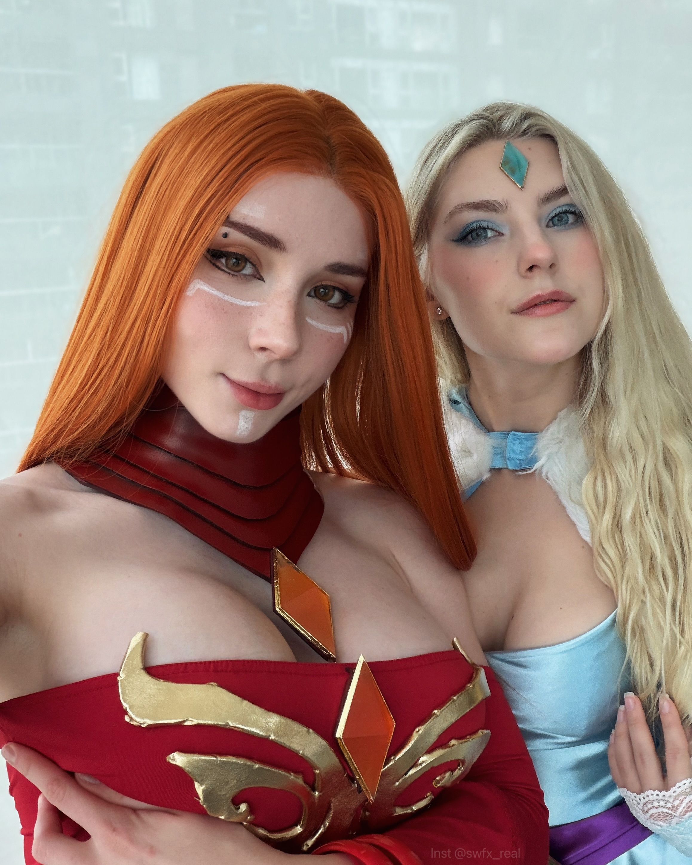 Sweety Fox и Eva Elfie в косплее на Lina и Crystal Maiden | Фото: соцсети Sweety Fox