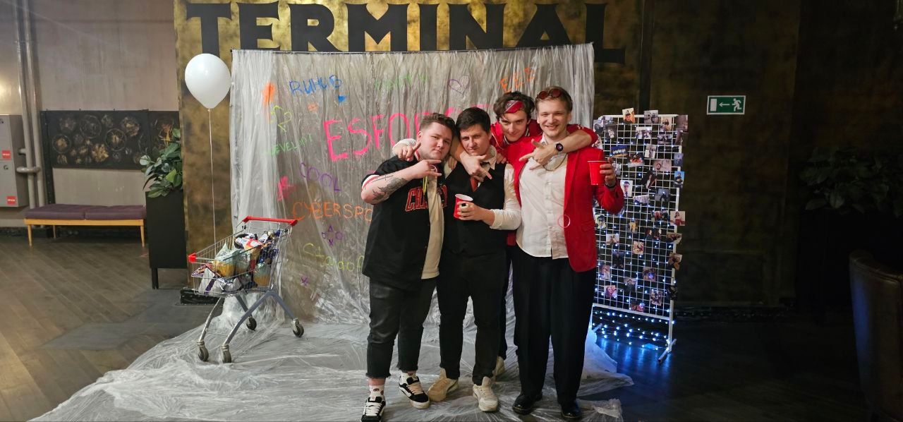 Редакция Cybersport.ru. Из личного архива