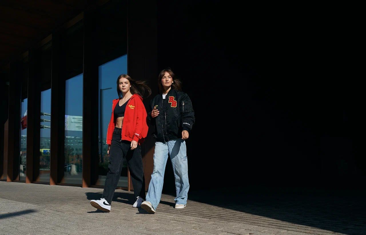 Коллекция одежды BetBoom Team / творческая группировка A.D.E.D. / джерси BetBoom Team. Магазин фирменного мерча: bbteam.shop