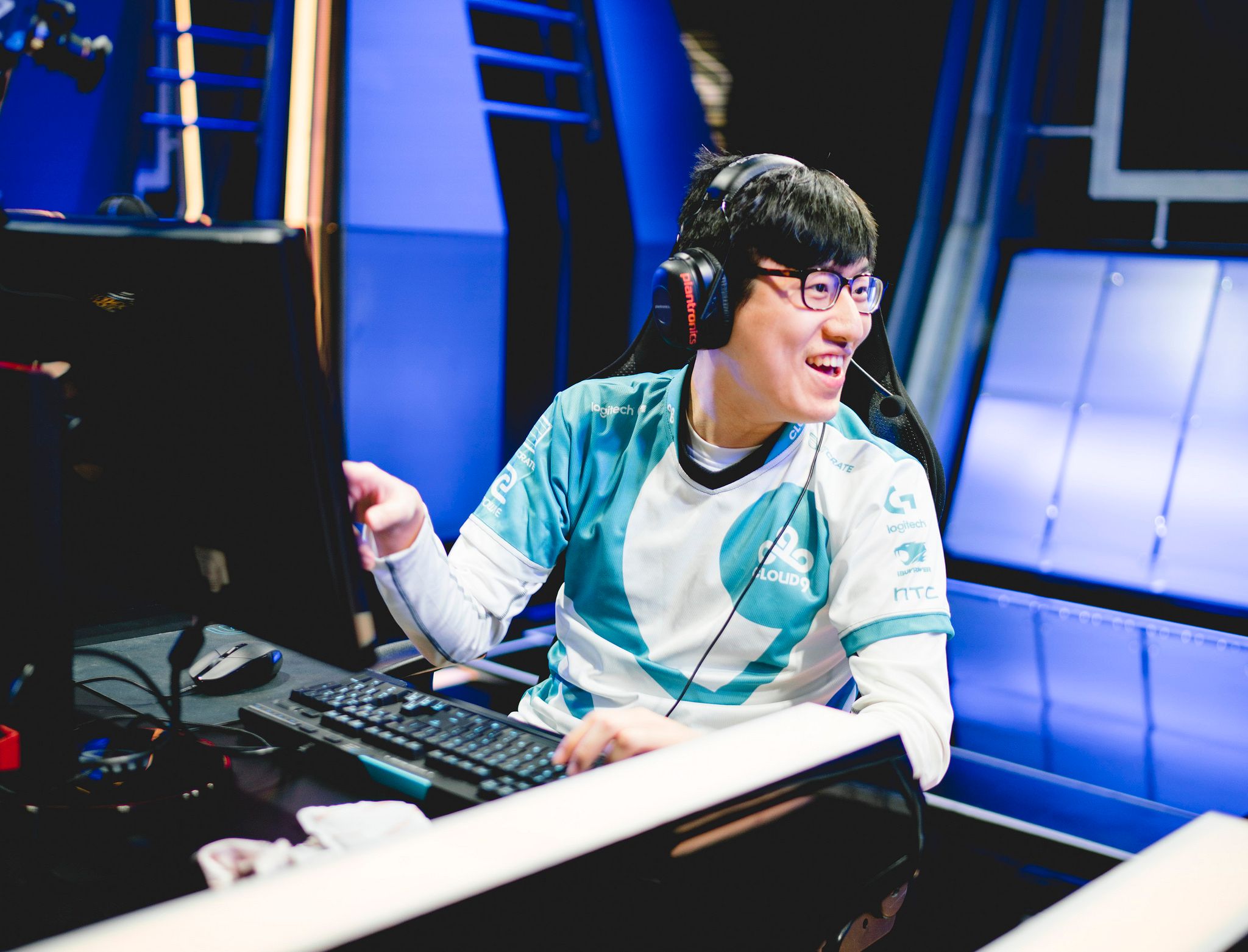 Rush времен игры за С9