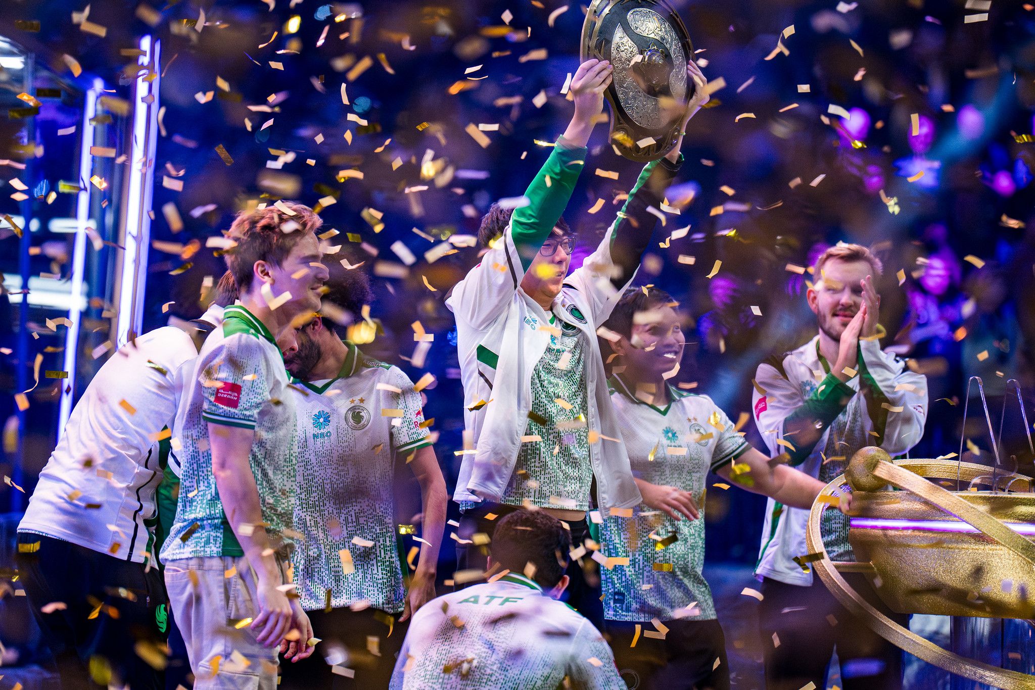 Team Falcons на The International 2025 | Фото: Valve