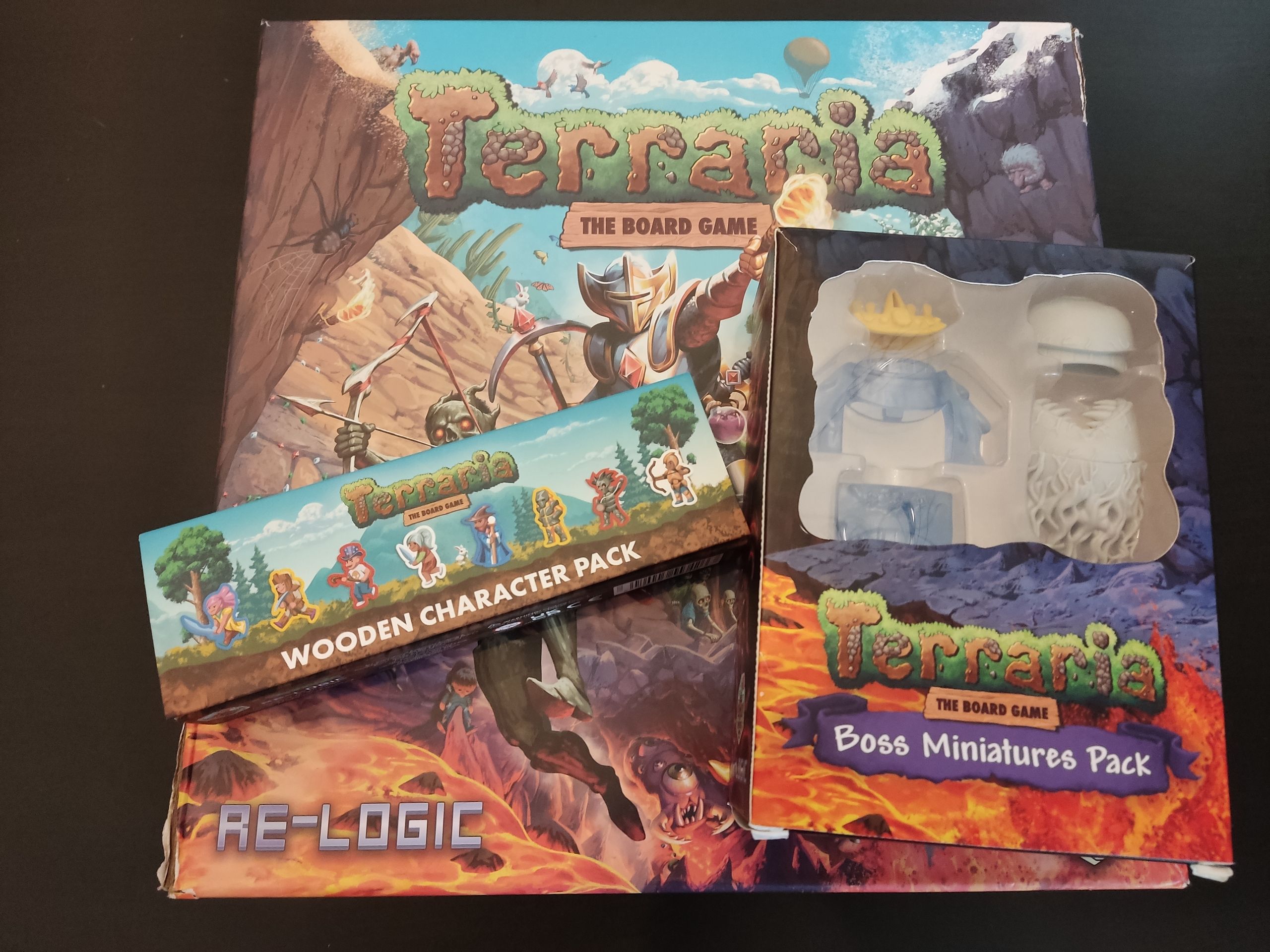 Кстати, в посылке от Lavka Games были и делюкс-компоненты, я их ещё покажу позже.