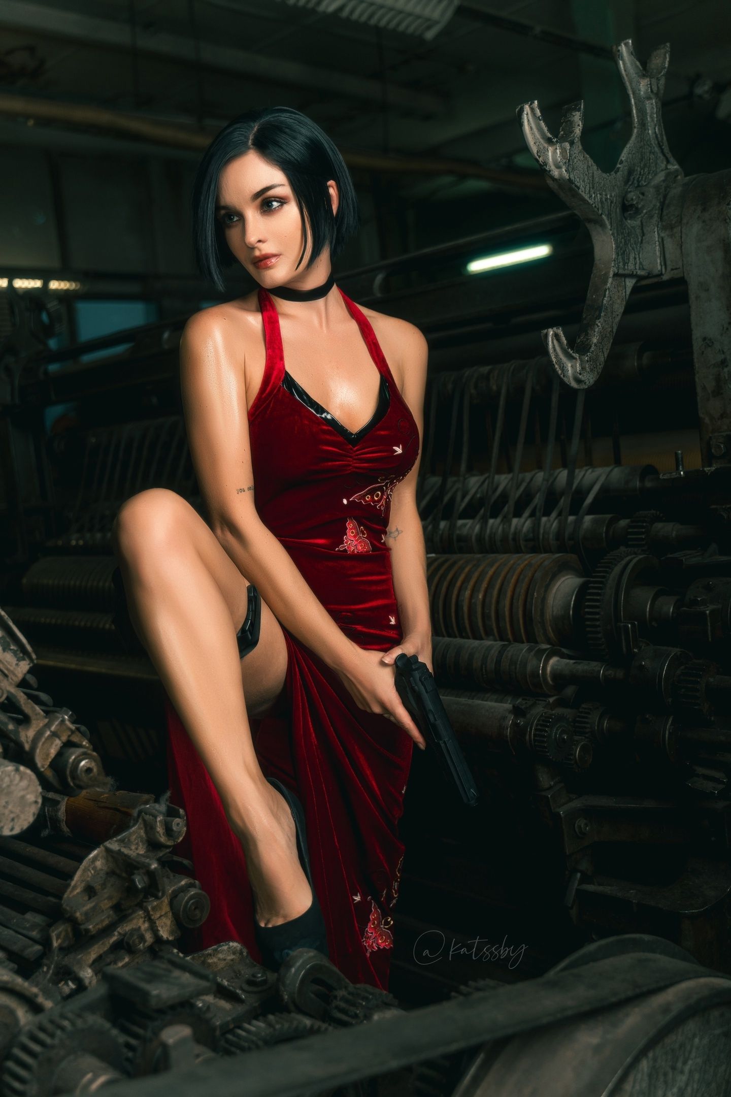 Сексуальный косплей на Аду Вонг из Resident Evil. Косплеер: KATSSBY. Фотограф: Катерина Даниелян. Источник: vk.com/katssby