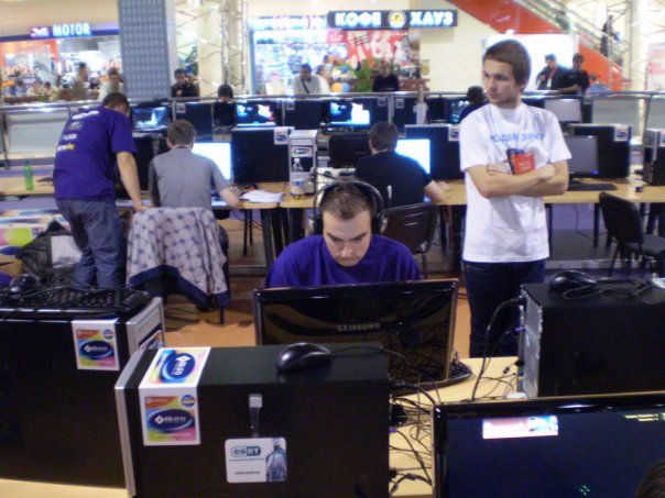 Этих близнецов не разберешь...