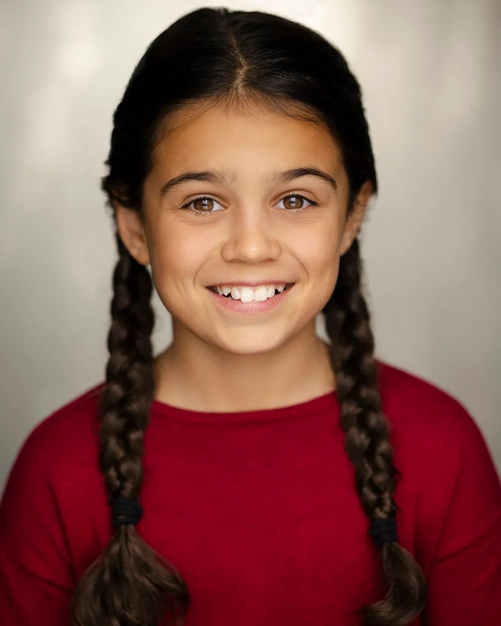 Фото: Арабелла Стэнтон — исполнительница роли Гермионы Грейнджер в новом сериале по «Гарри Поттеру» от HBO. Источник фото: starlightexpressmusical.fandom.com