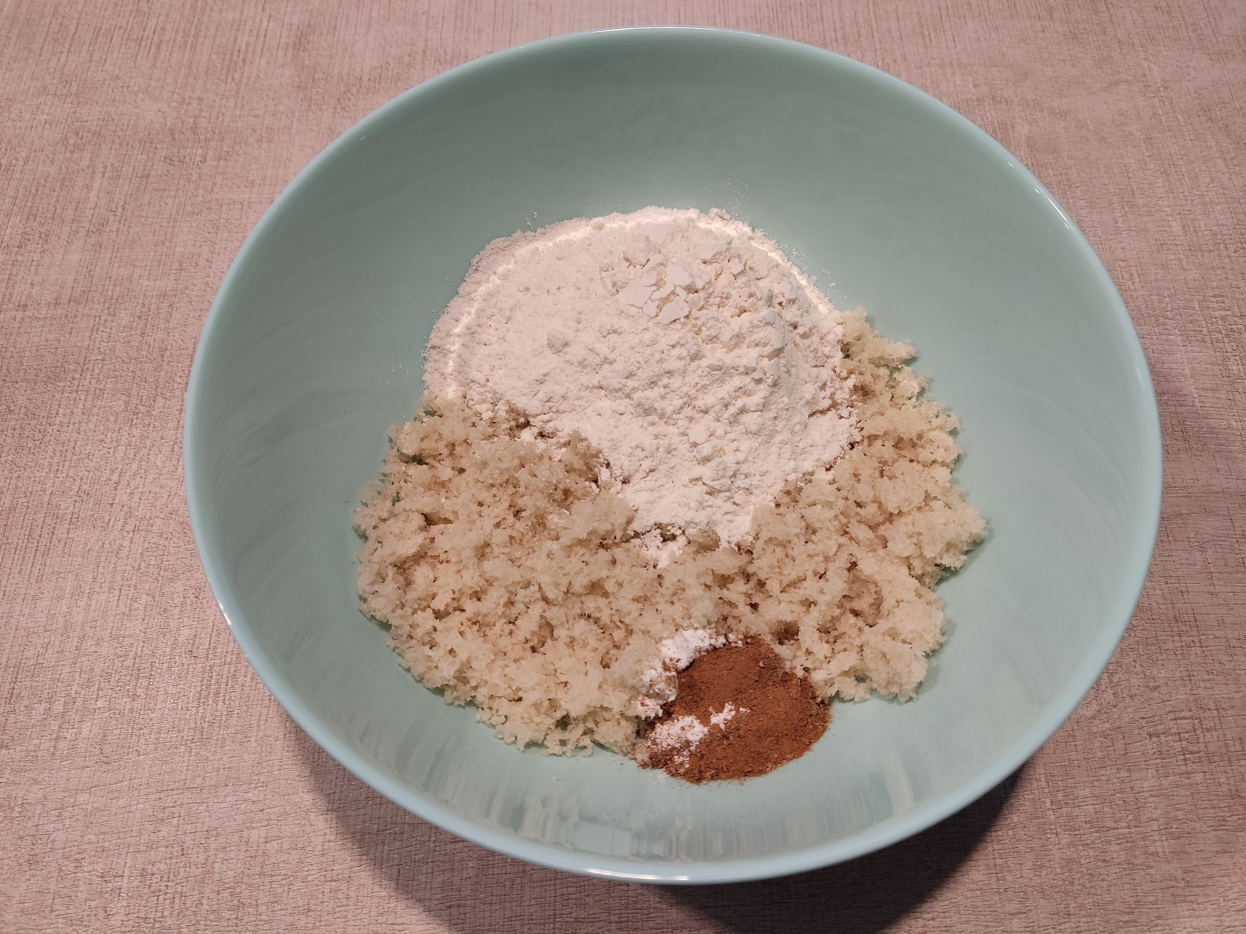 При этом в моей жизни толком ничего не изменилось (я и не особо стремился к улучшениям).