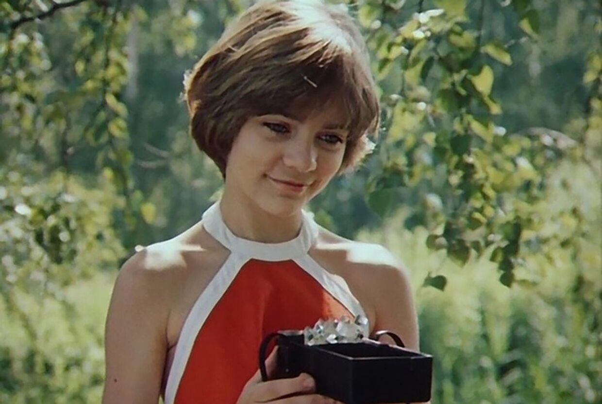 Кадр из сериала «Гостья из будущего»