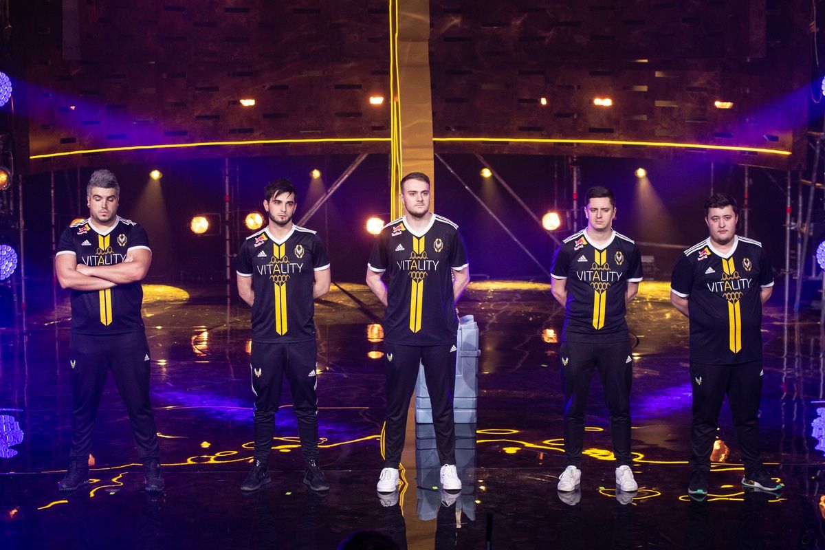 Team Vitality: RpK, shox, ALEX, apEX и ZywOo | Фото: epicenter.gg