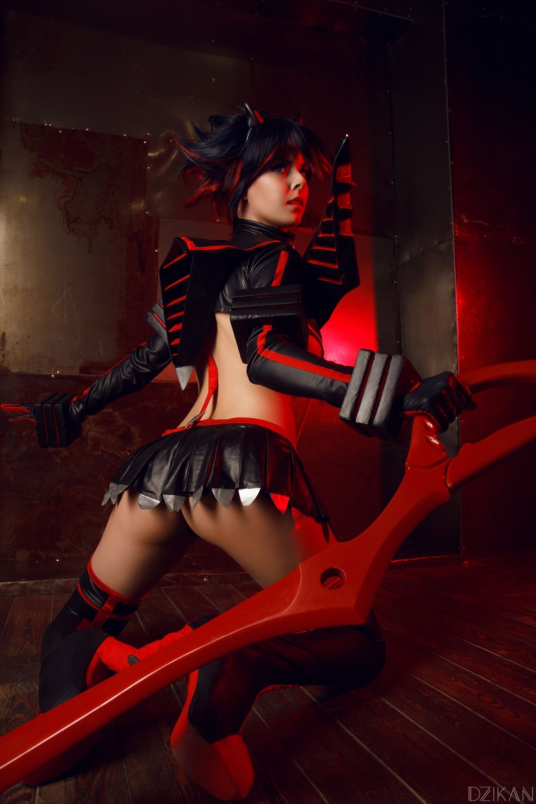 Косплей на Рюко Матой из аниме-сериала Kill la Kill. Косплеер: Helly Valentine. Источник: vk.com/hellyvalentine_cosplay