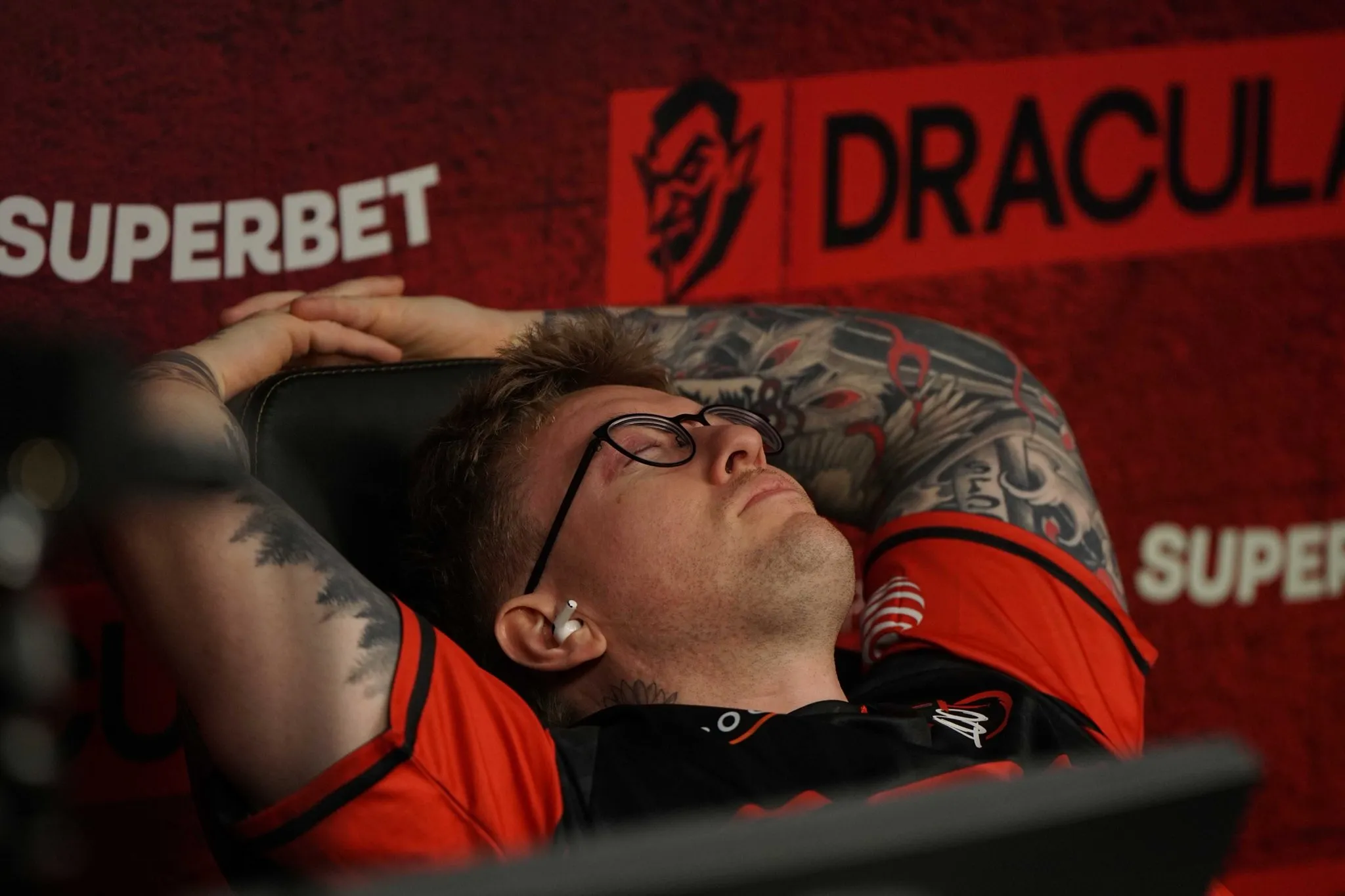 Rain | Источник: страница 100 Thieves в X