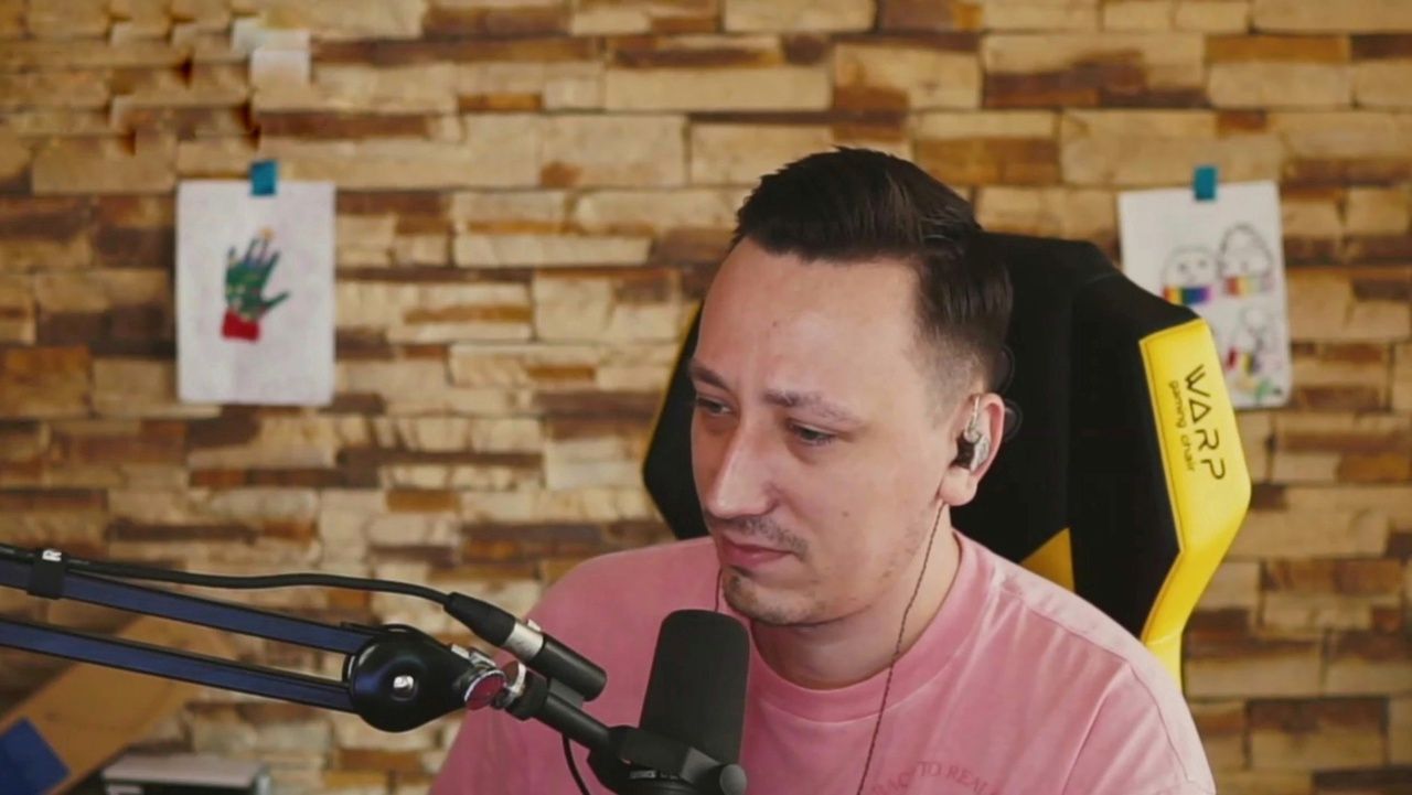 стрим PCH3LK1N