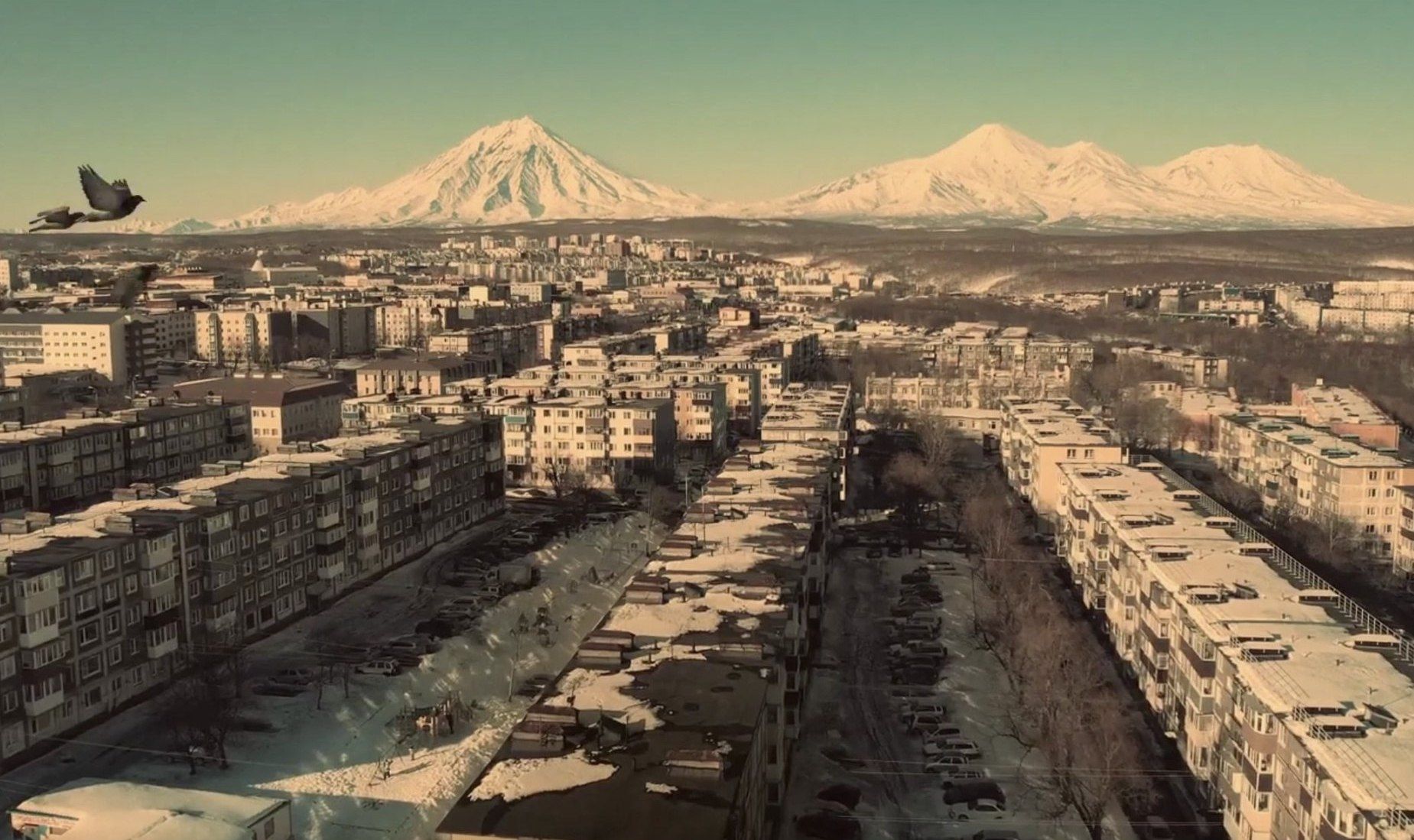 Кадр из сериала «Аутсорс»