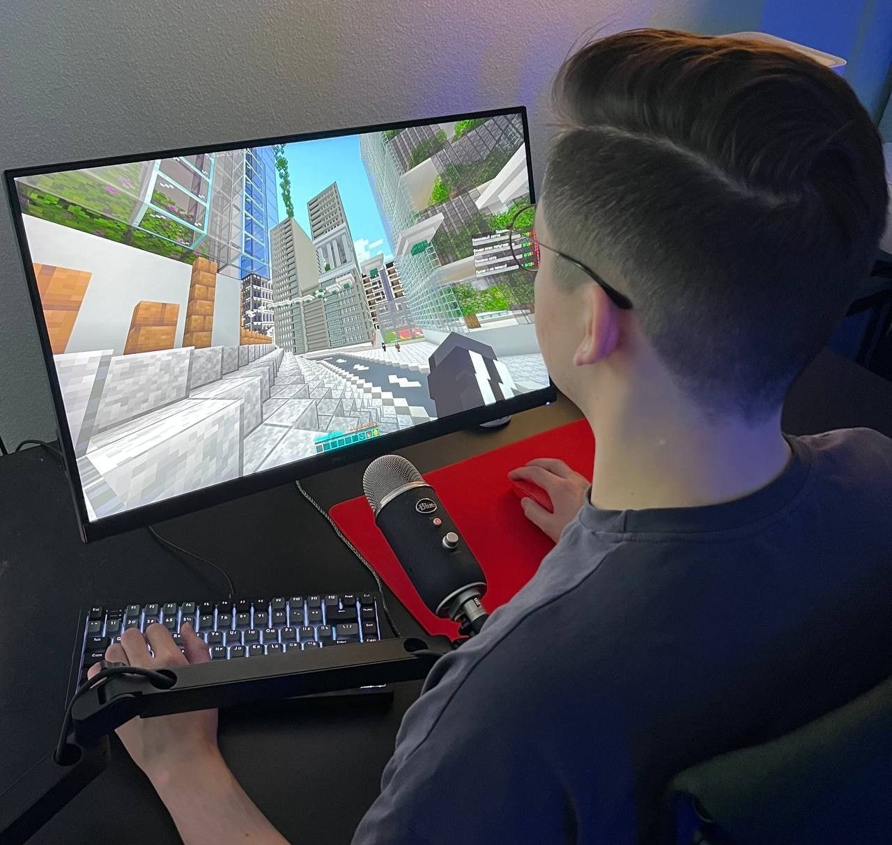 Recrent | Источник: канал Recrent в Telegram