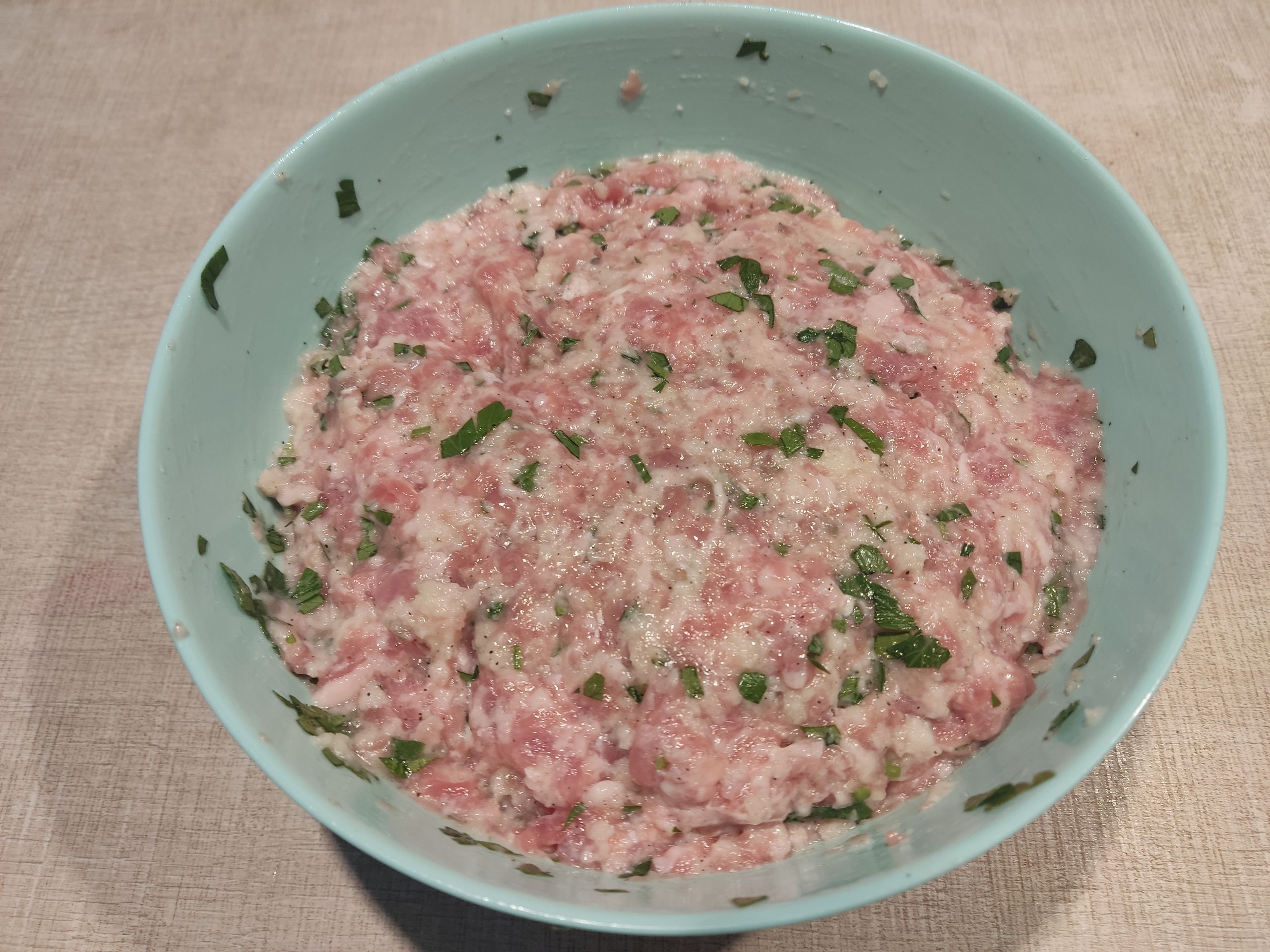 Всё замешиваем, объяснять нечего.