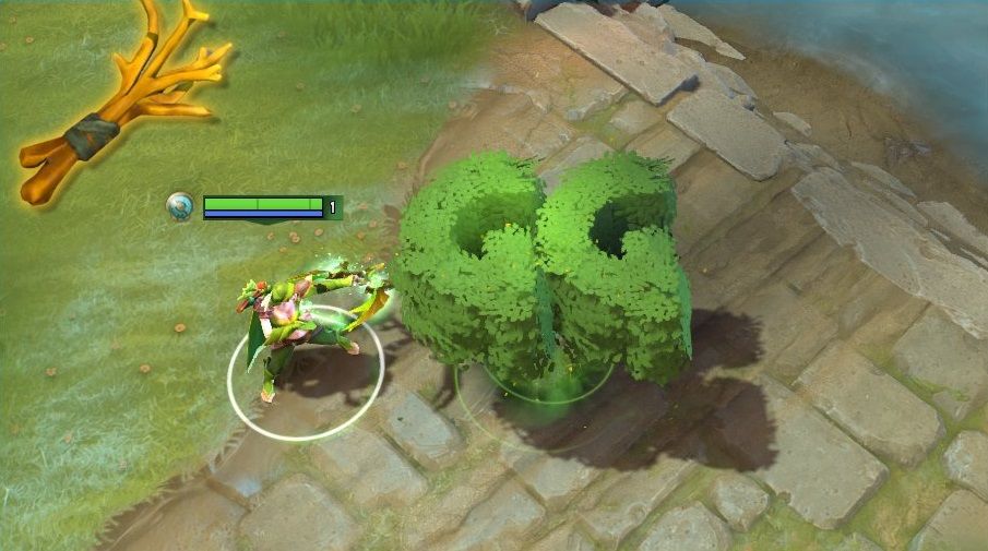 Маленькое счастливое деревце в форме «GG»