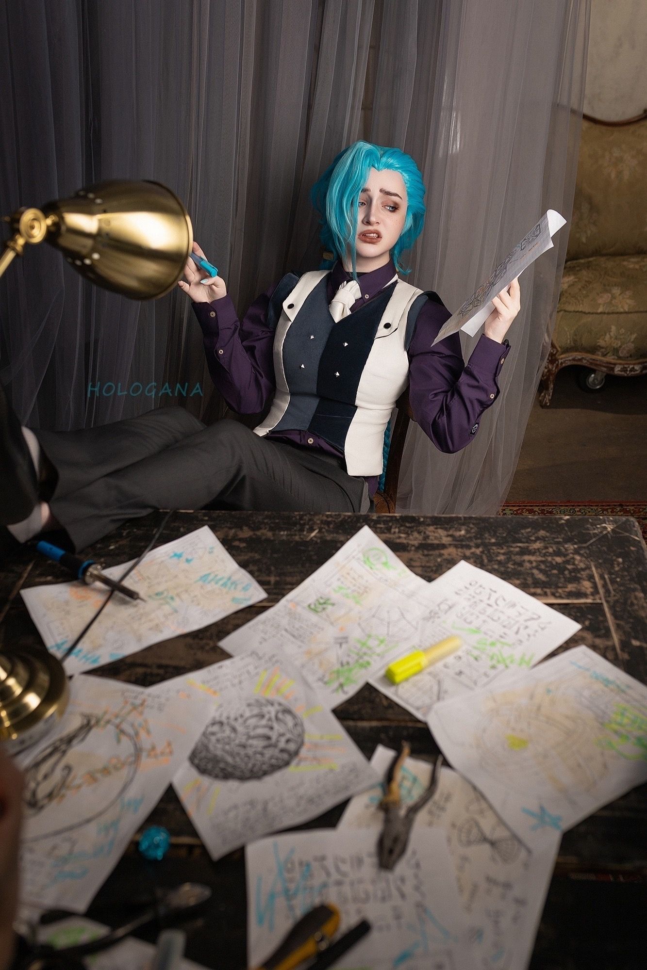 Косплей на Джинкс из League of Legends и мультсериала «Аркейн». Косплеер: hologana. Источник: vk.ru/club204222829
