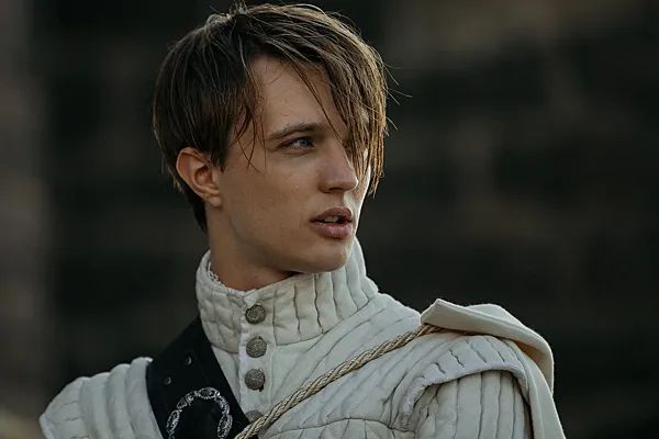 Кадр из сериала «Этерна»