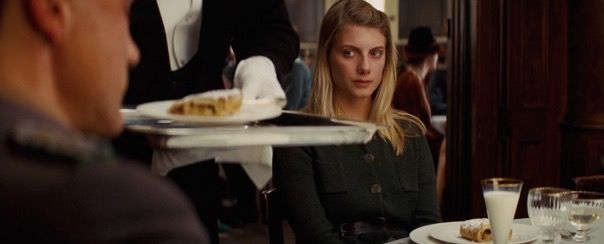 Когда еда в кино больше, чем еда — разбираем скрытые смыслы в штруделях и курицах гриль