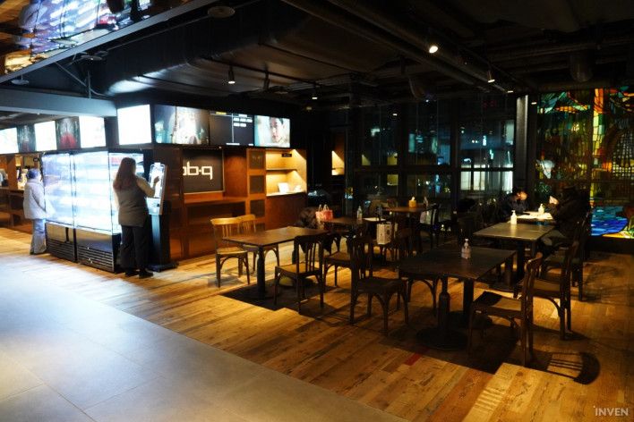 Фуд-корт | Изображение: Inven Global