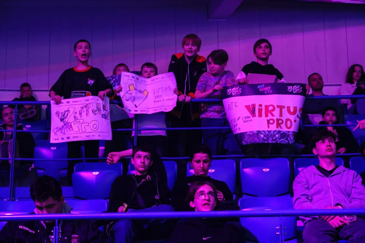 Болельщики Virtus.pro на Rush VTB CUP | Источник: ФКС России