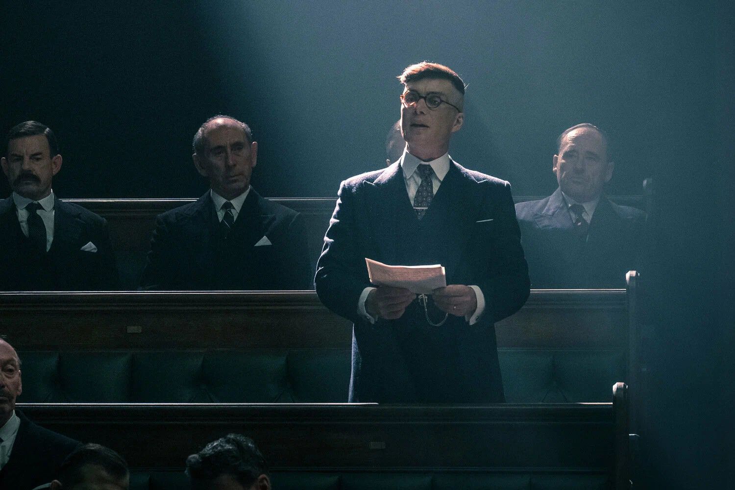 Киллиан Мёрфи | Кадр из сериала «Острые козырьки»