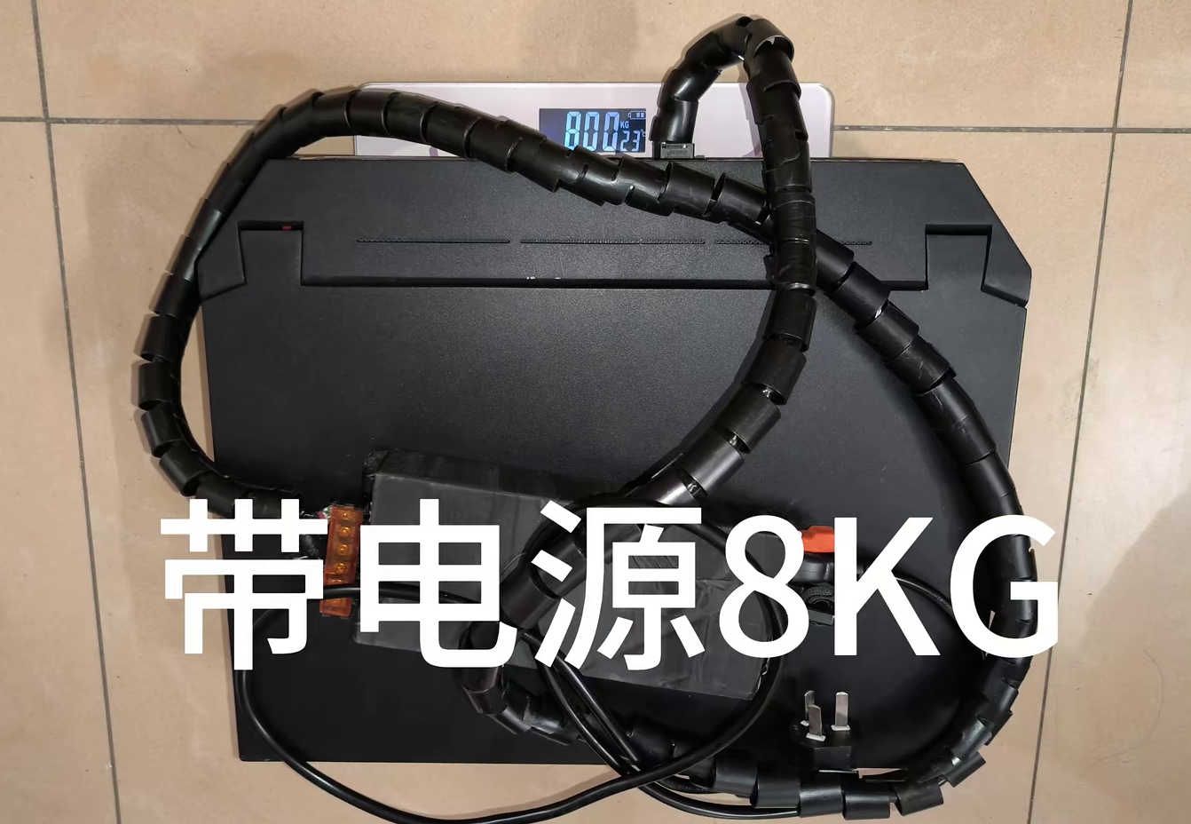 Ноутбук с десктопными Ryzen 9 7950X3D и GeForce RTX 4090 | Источник: Bilibili