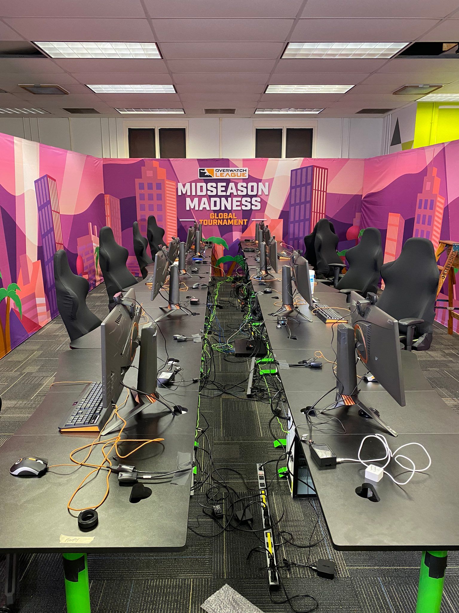 Источник: твиттер @Crimzo