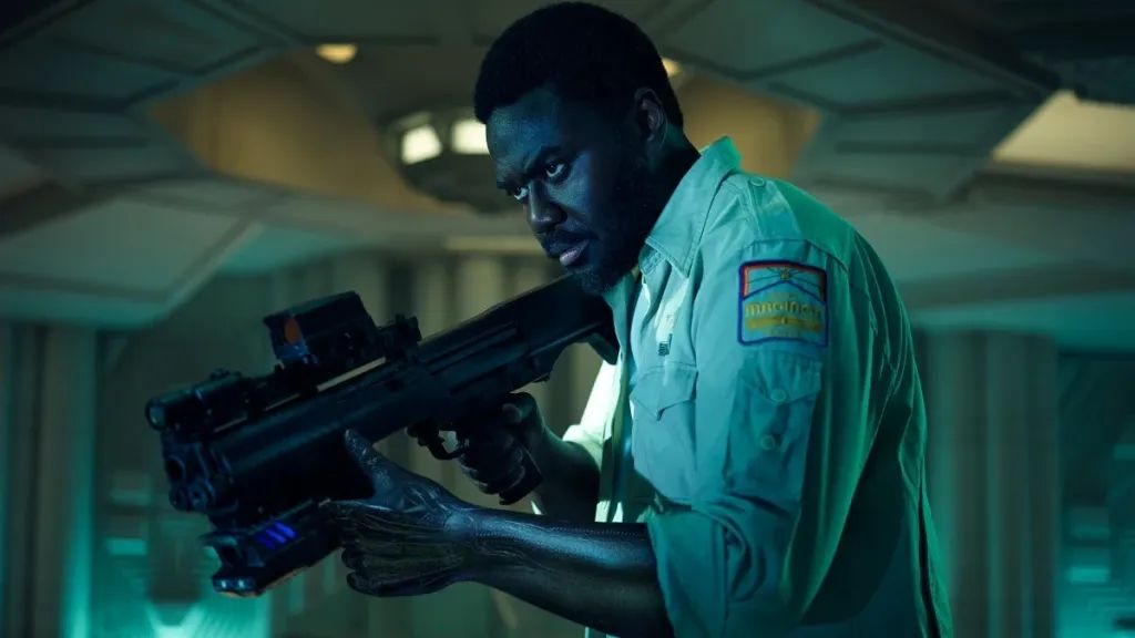 Кадр из сериала «Чужой: Земля»