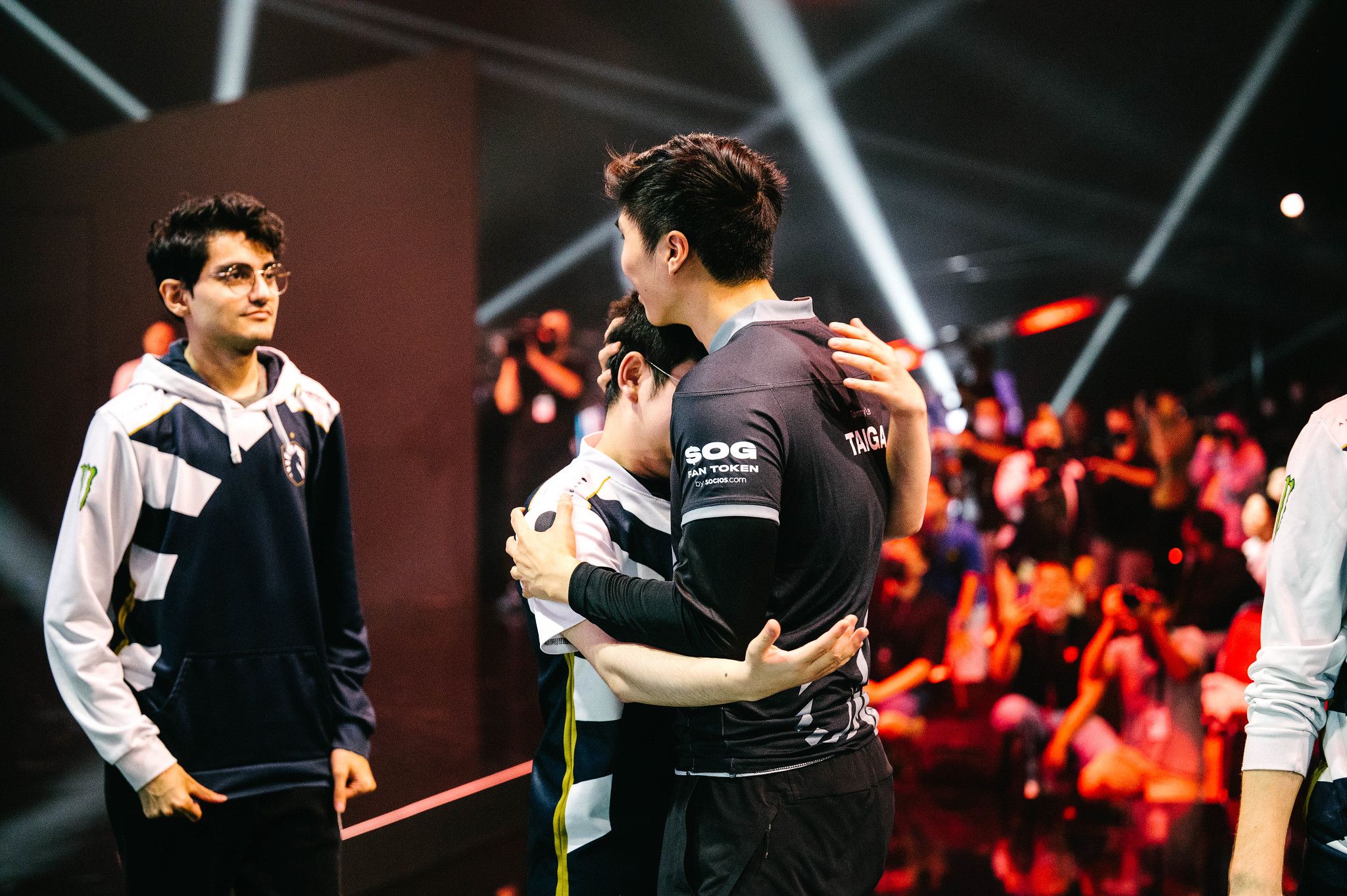 Team Liquid и Taiga из OG. Источник: Valve