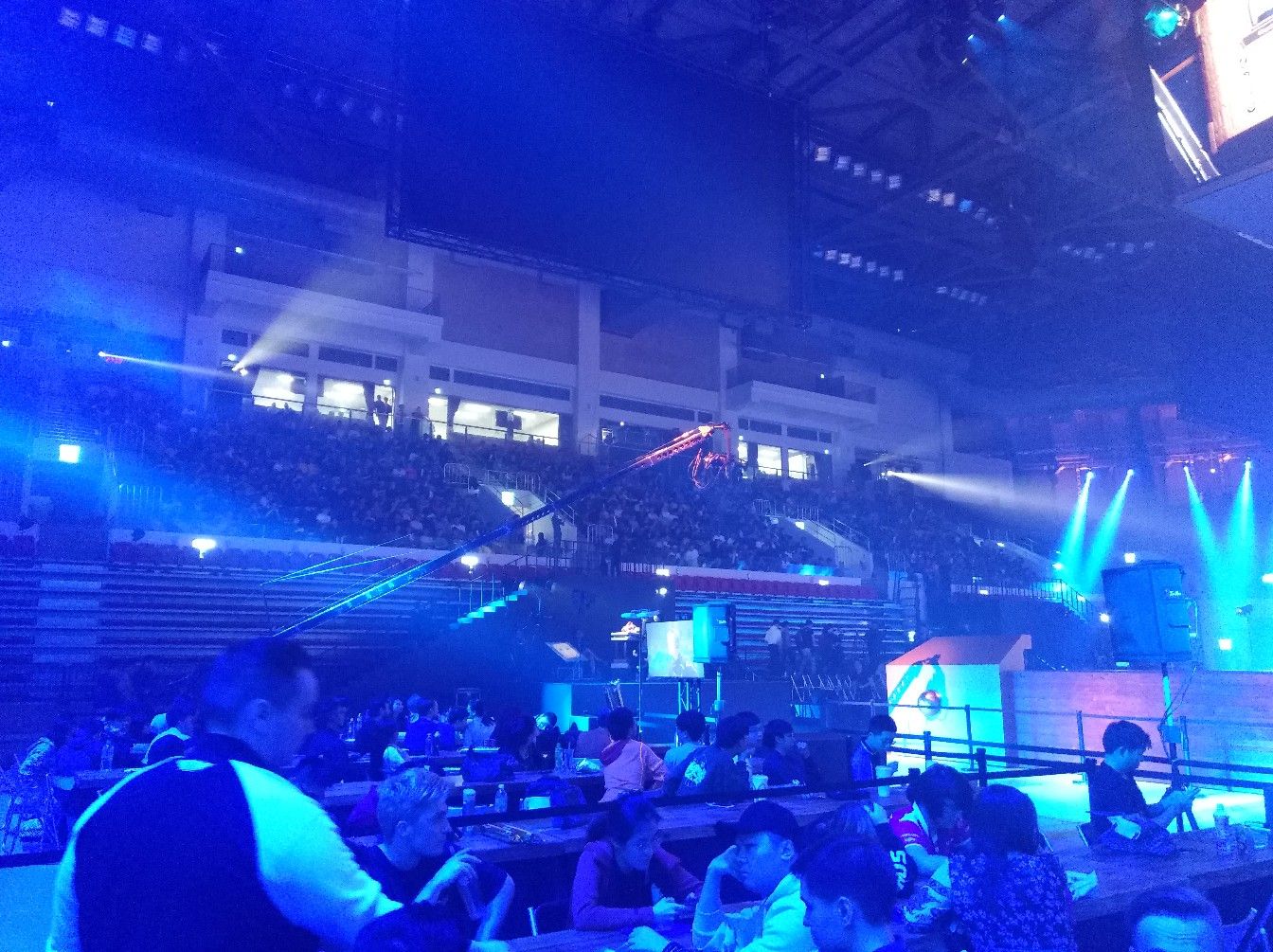 Вид на зрительный зал с того места, откуда я смотрела финал