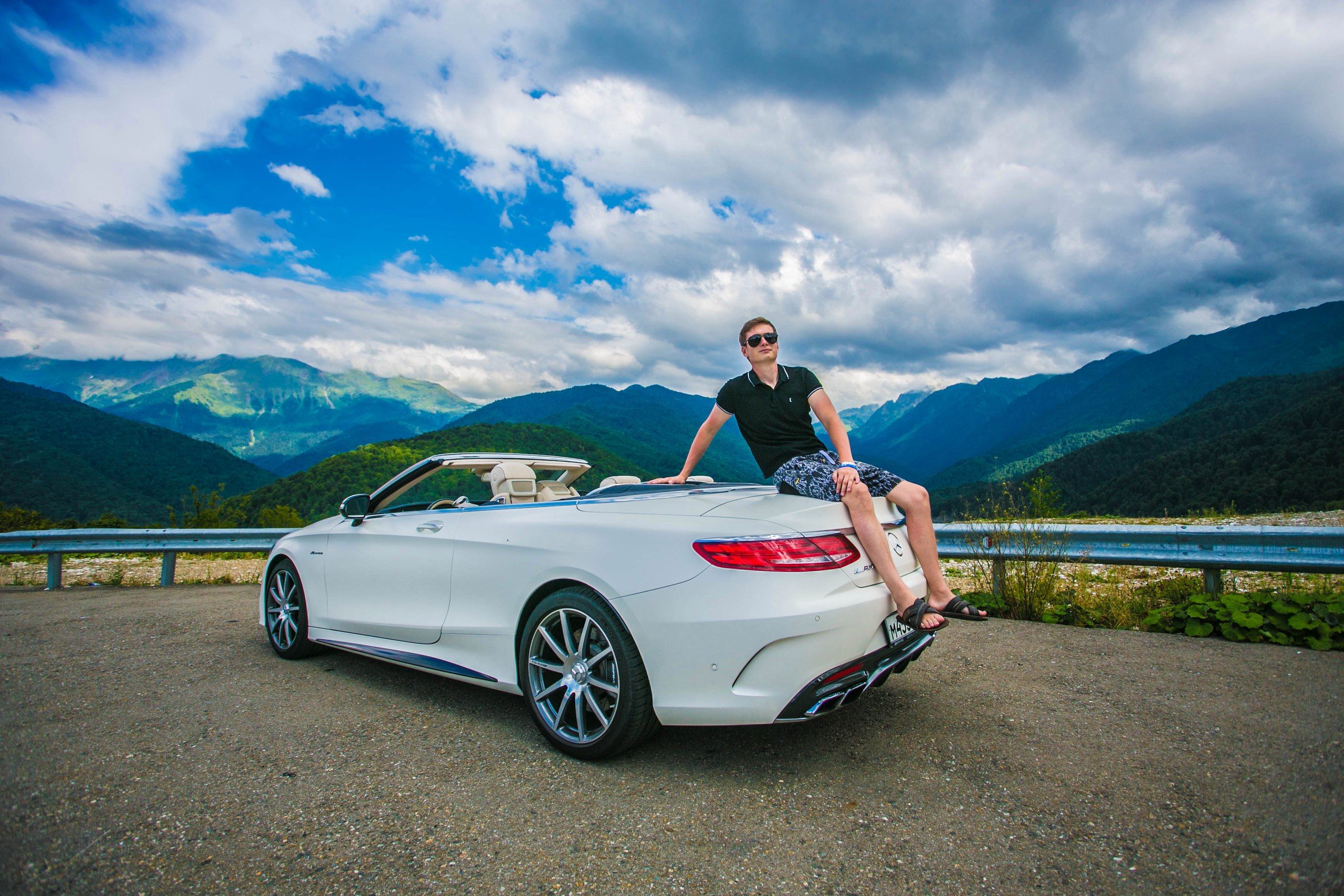 Источник: страница Сахарова во &laquo;ВКонтакте&raquo;