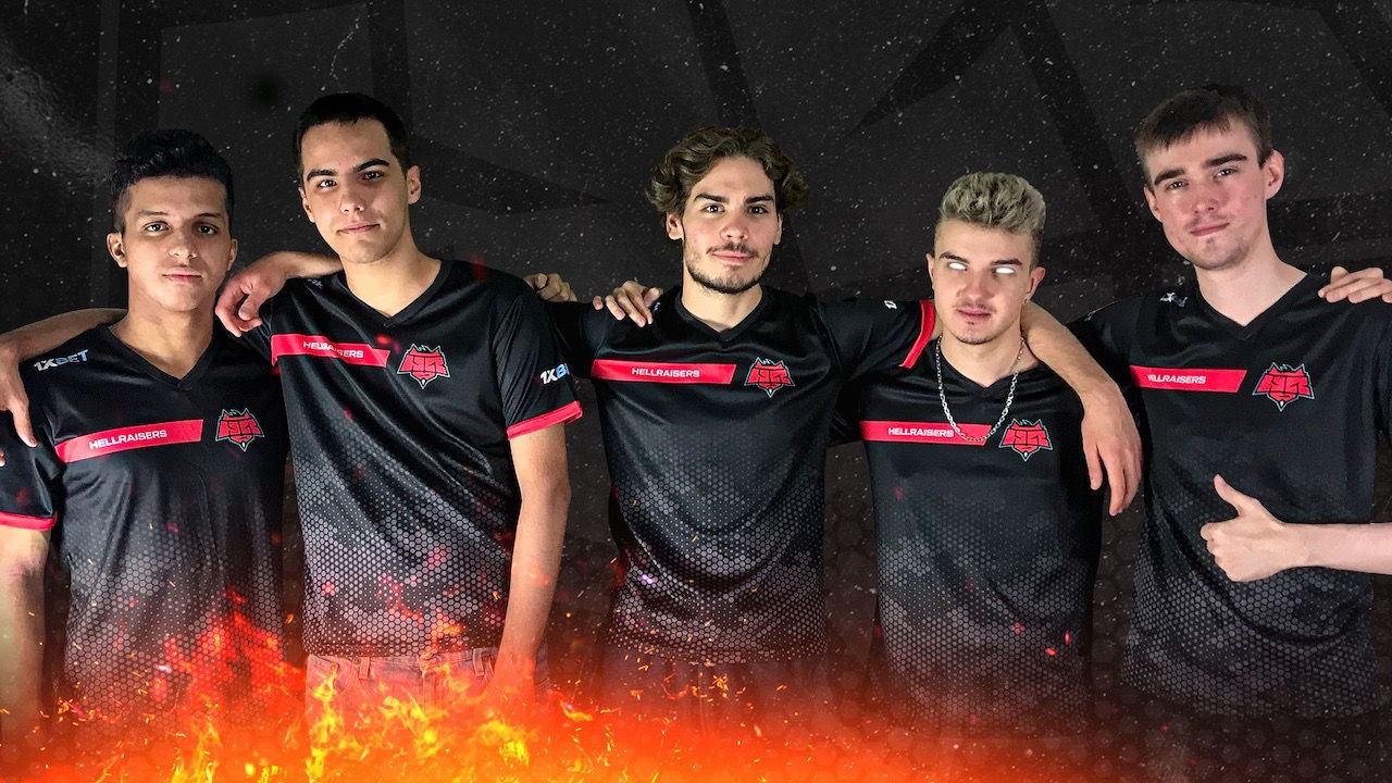 В начале сезона состав HellRaisers выглядел так &mdash; ALOHADANCE еще никуда не уходил
Источник: HellRaisers