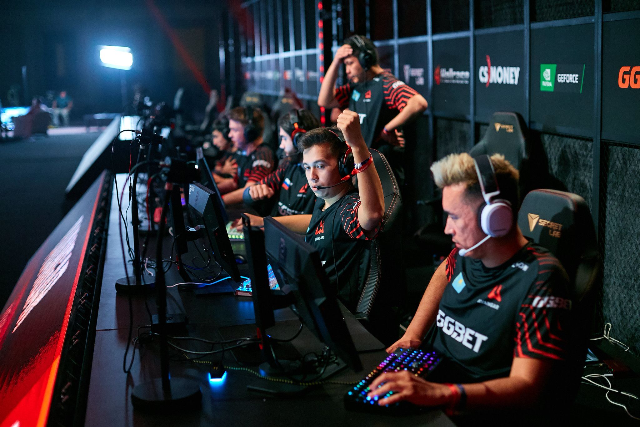 AVANGAR. Источник: SLTV