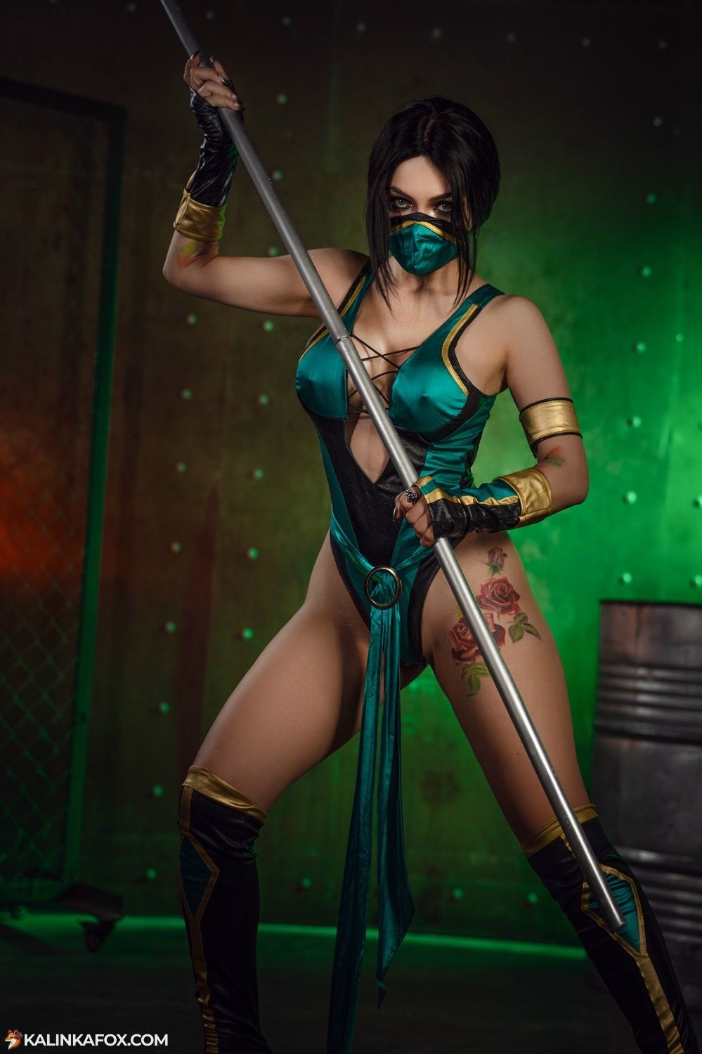 Косплей на Джейд из Mortal Kombat. Косплеер: Kalinka Fox. Источник: vk.ru/club174678991