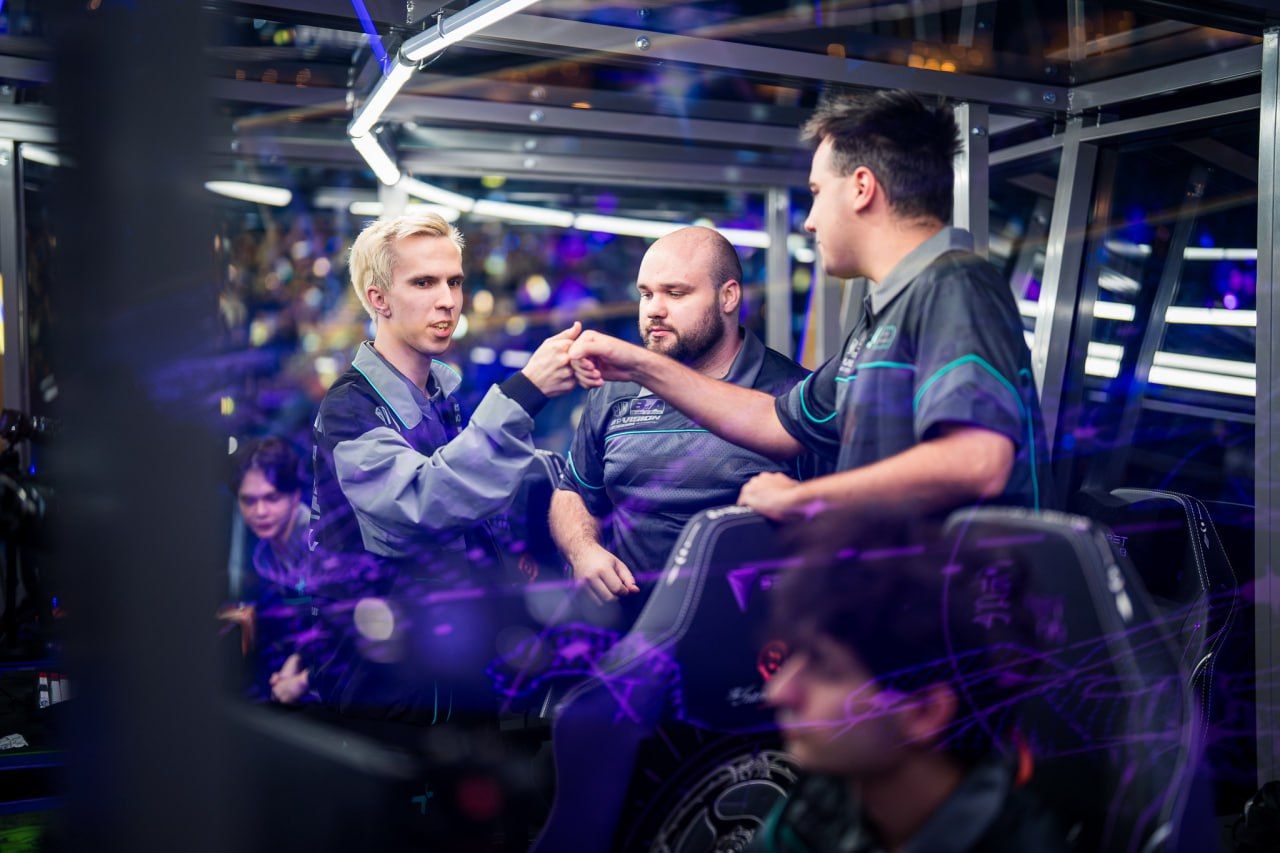 Dukalis, No[o]ne и DM. Источник: Valve