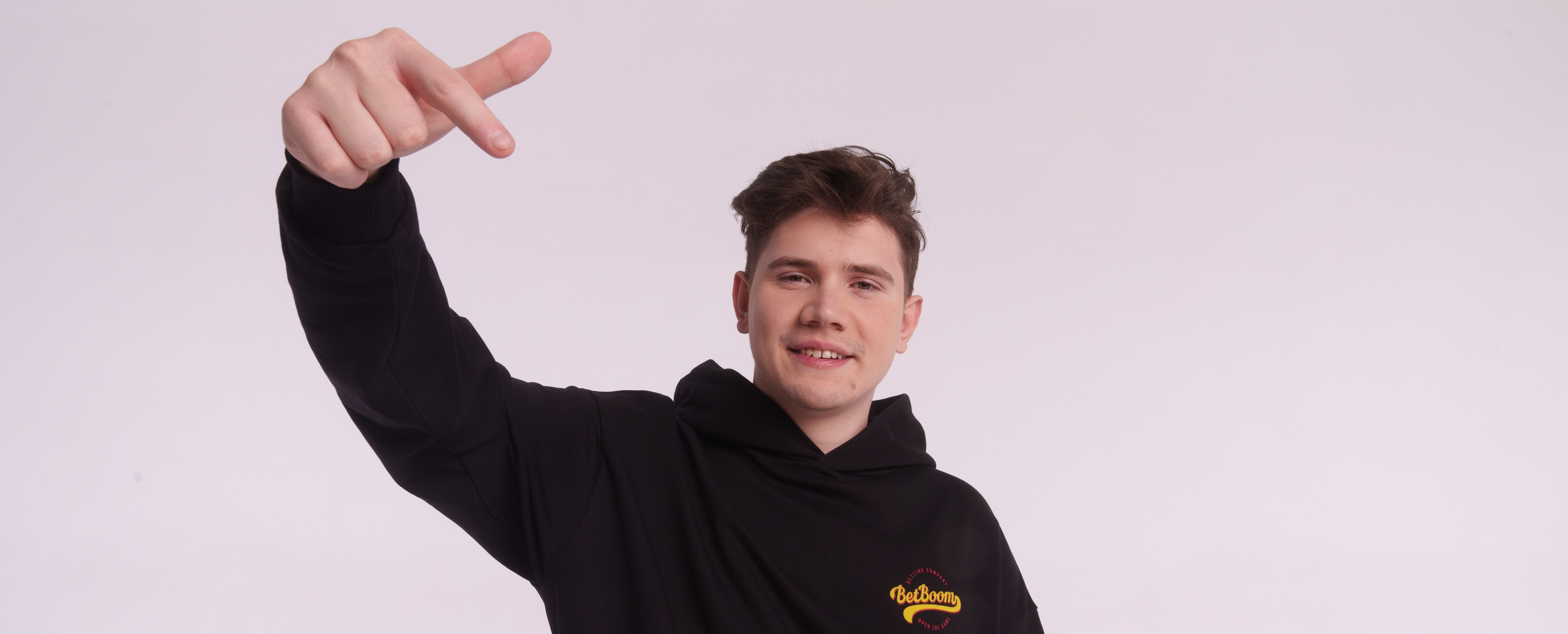 Shadowkek (Максим Павлов): биография, карьера и личная жизнь