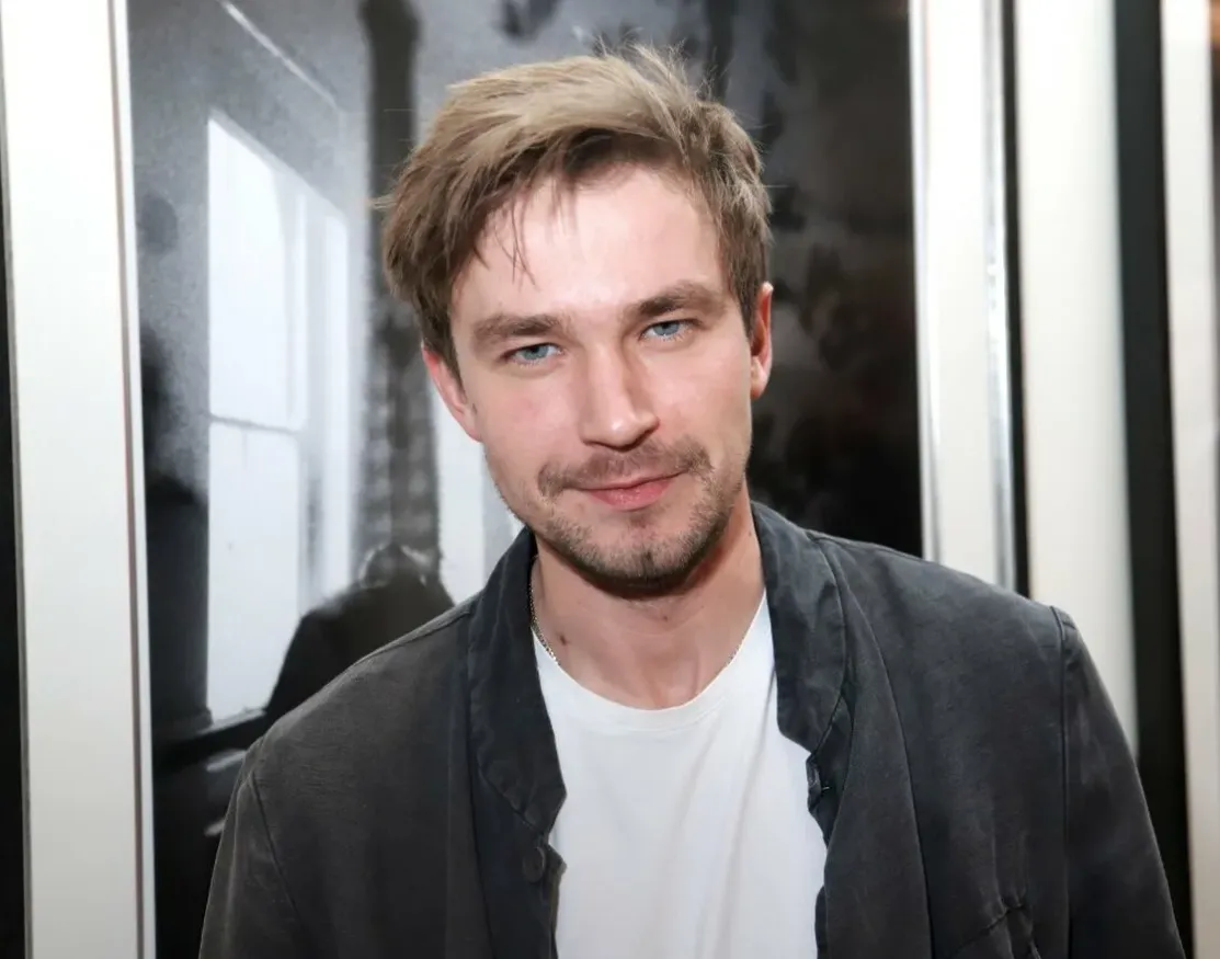 Александр Петров