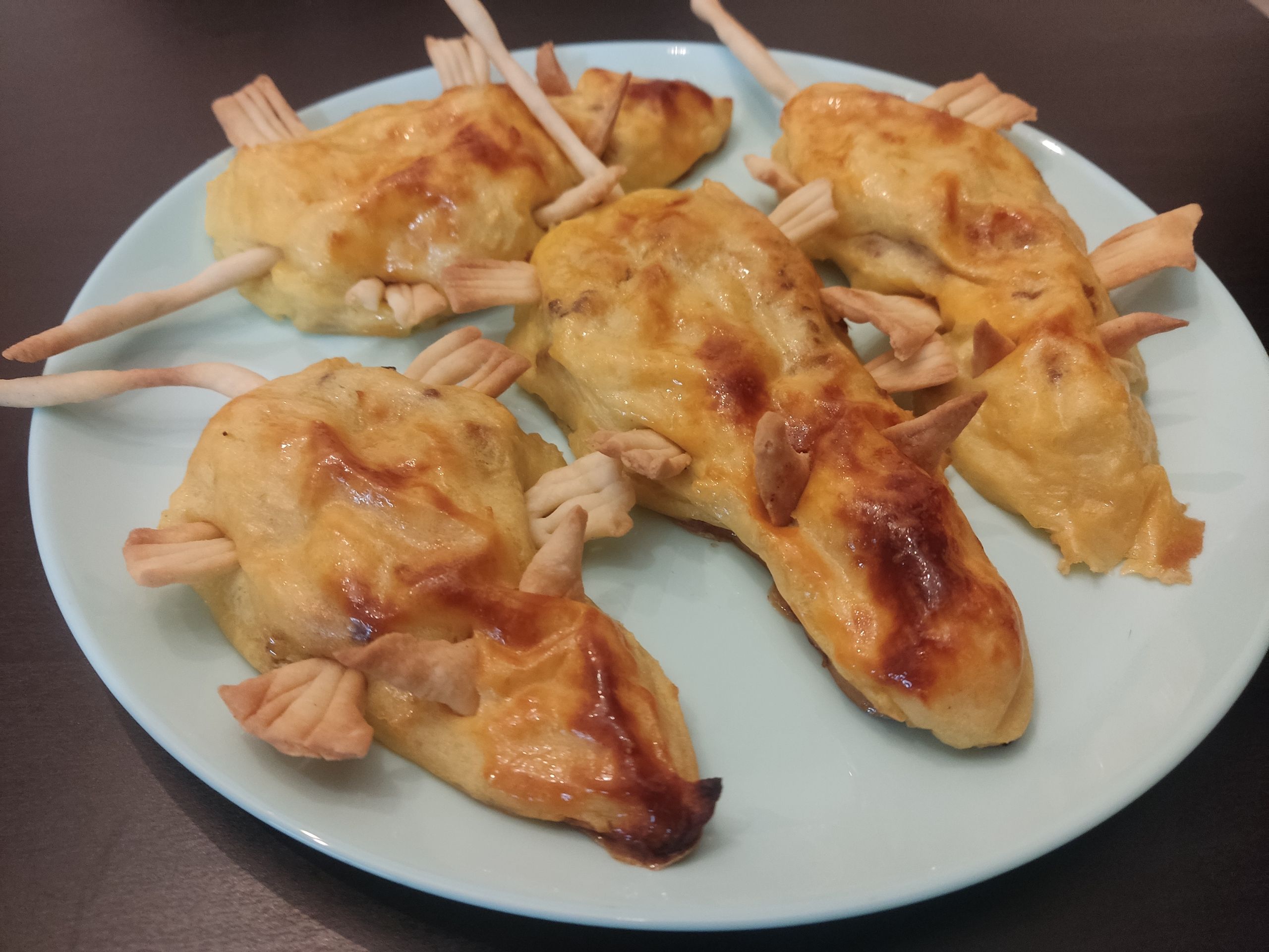 Кстати, нормальные крысы вышли вполне милыми, тут не отнять.